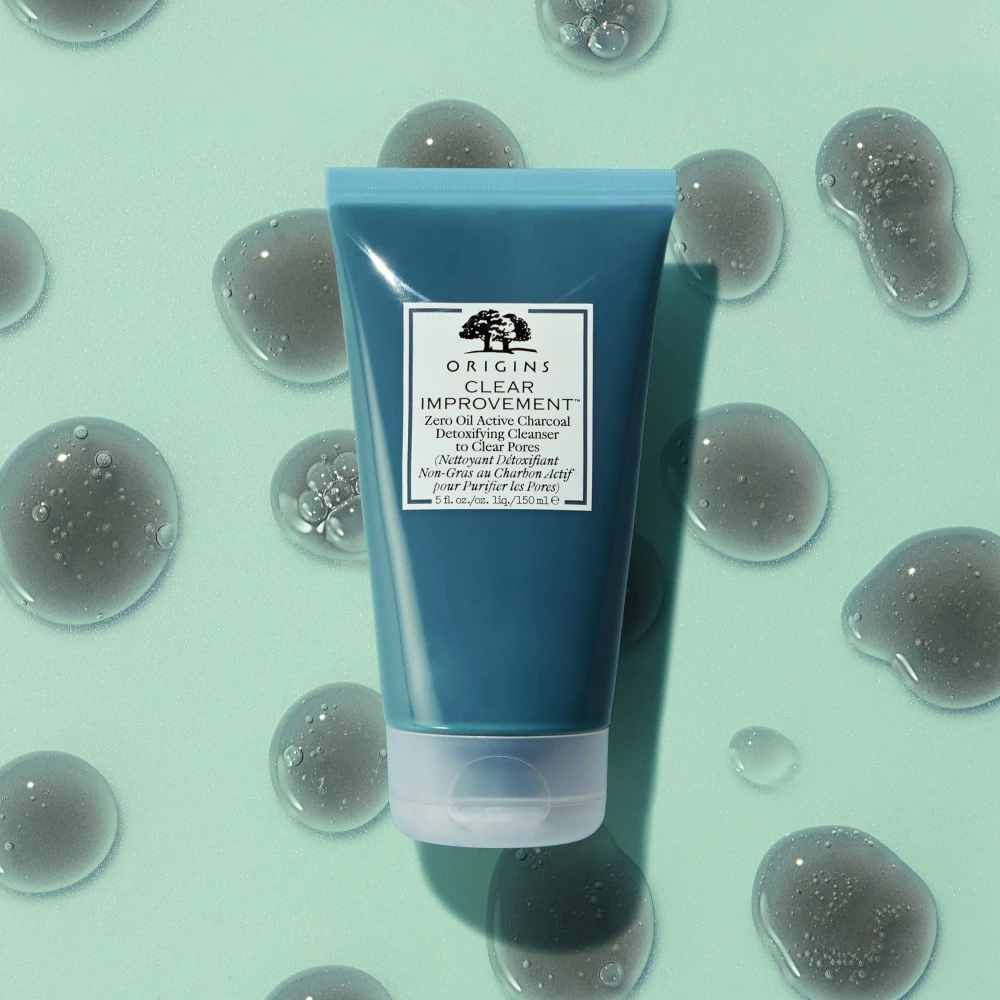 'Clear Improvement™ Zero Oil Active Charcoal Detoxifying' Gesichtsreiniger - 150 ml