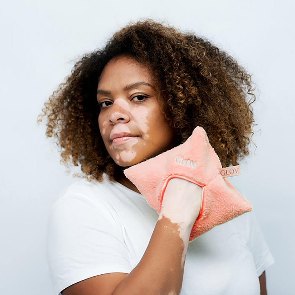 Gant De Démaquillage Réutilisable Permettant D'Éliminer Le Maquillage Uniquement Avec De L'Eau | Cheeky Peach
