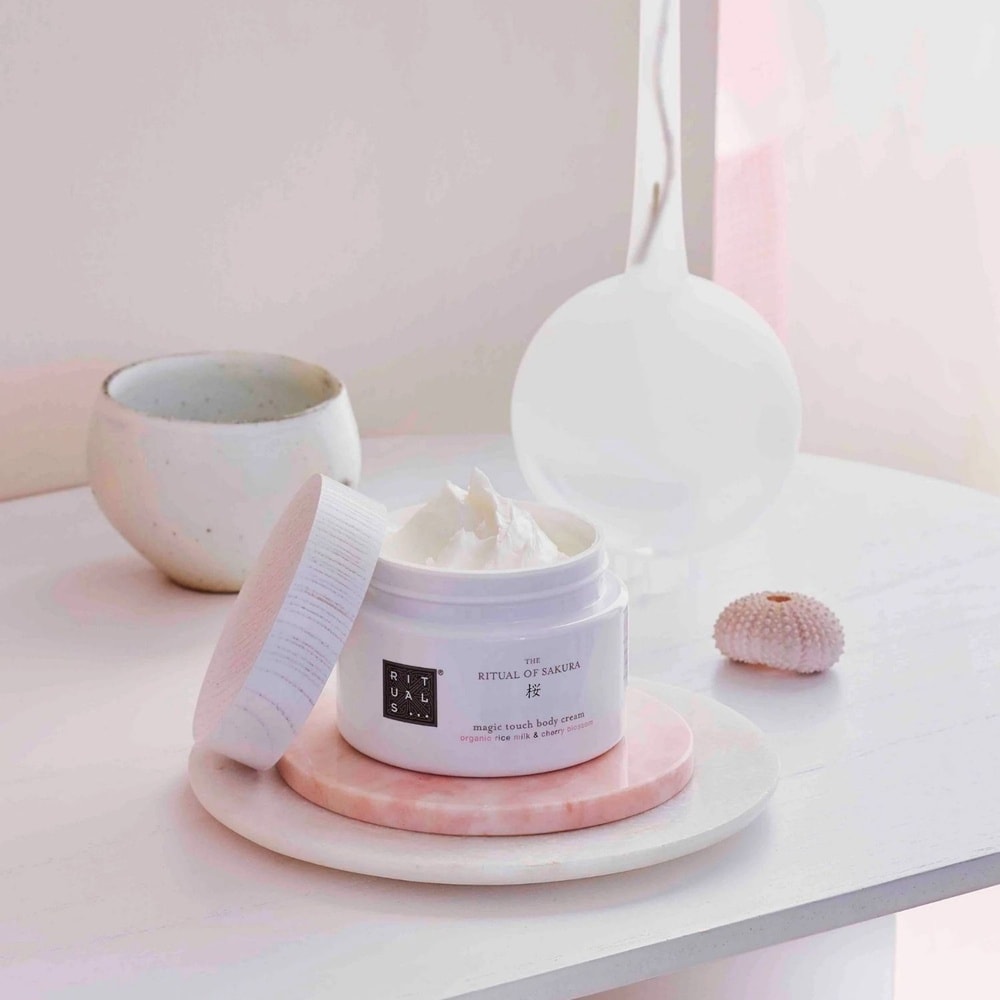 'The Ritual of Sakura' Body Cream - 220 ml
