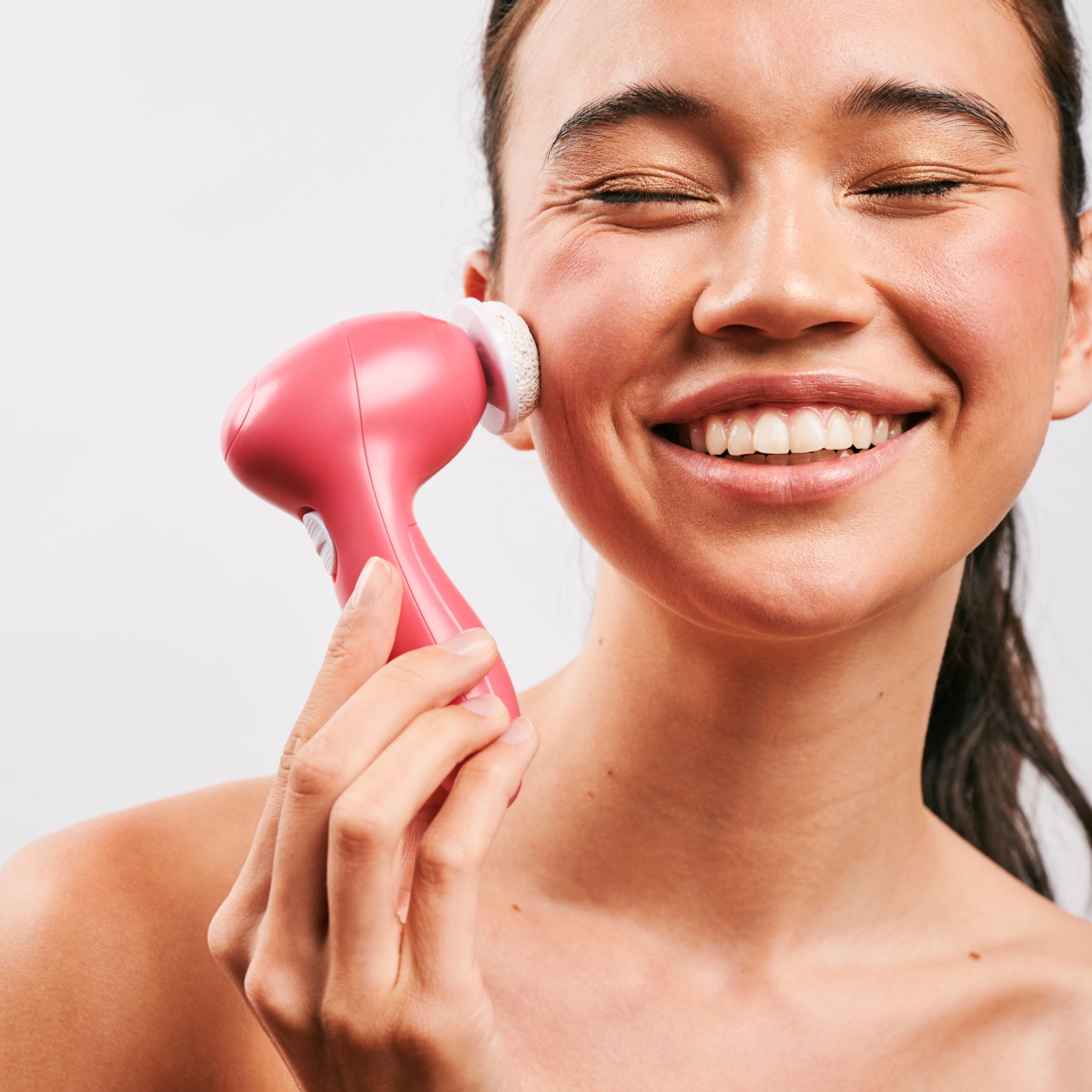 Set Nettoyant Électrique pour le Visage '6 In 1'