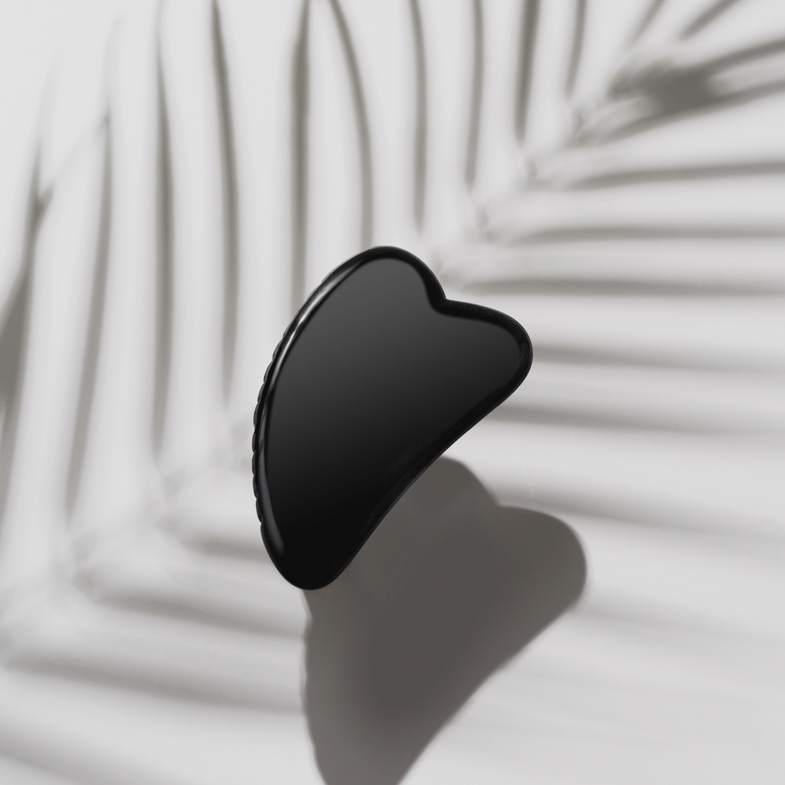 Gua Sha 'Obsidian with Teeth'