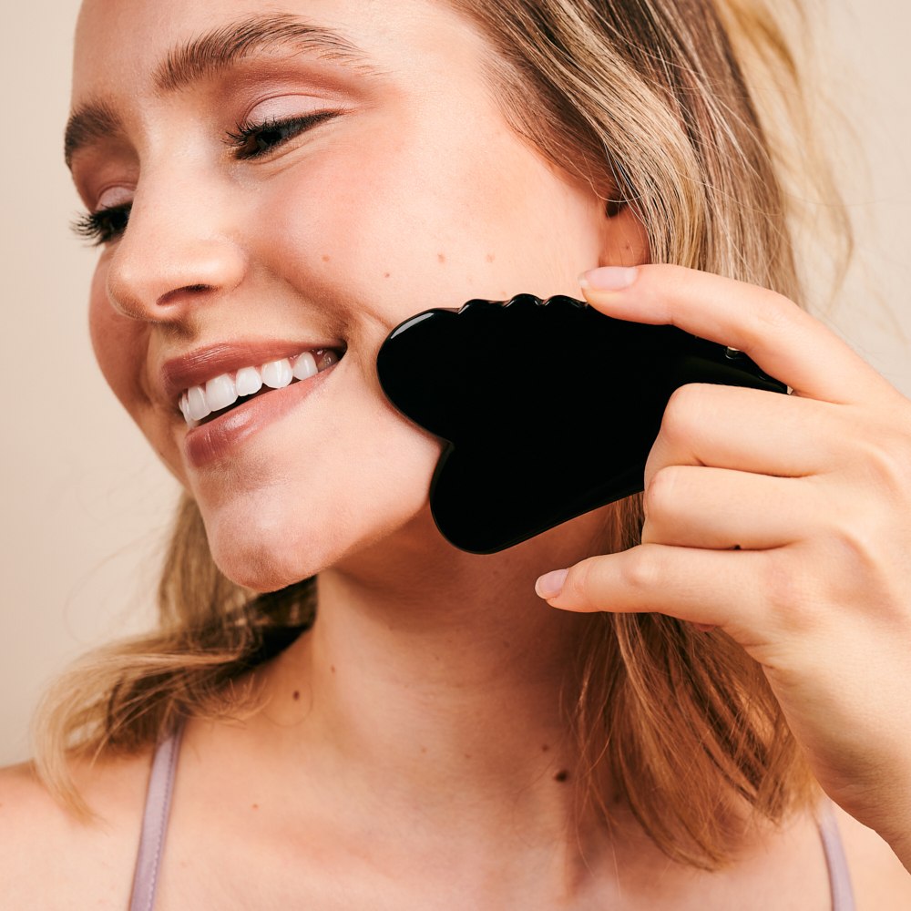 Gua Sha 'Obsidian with Teeth'