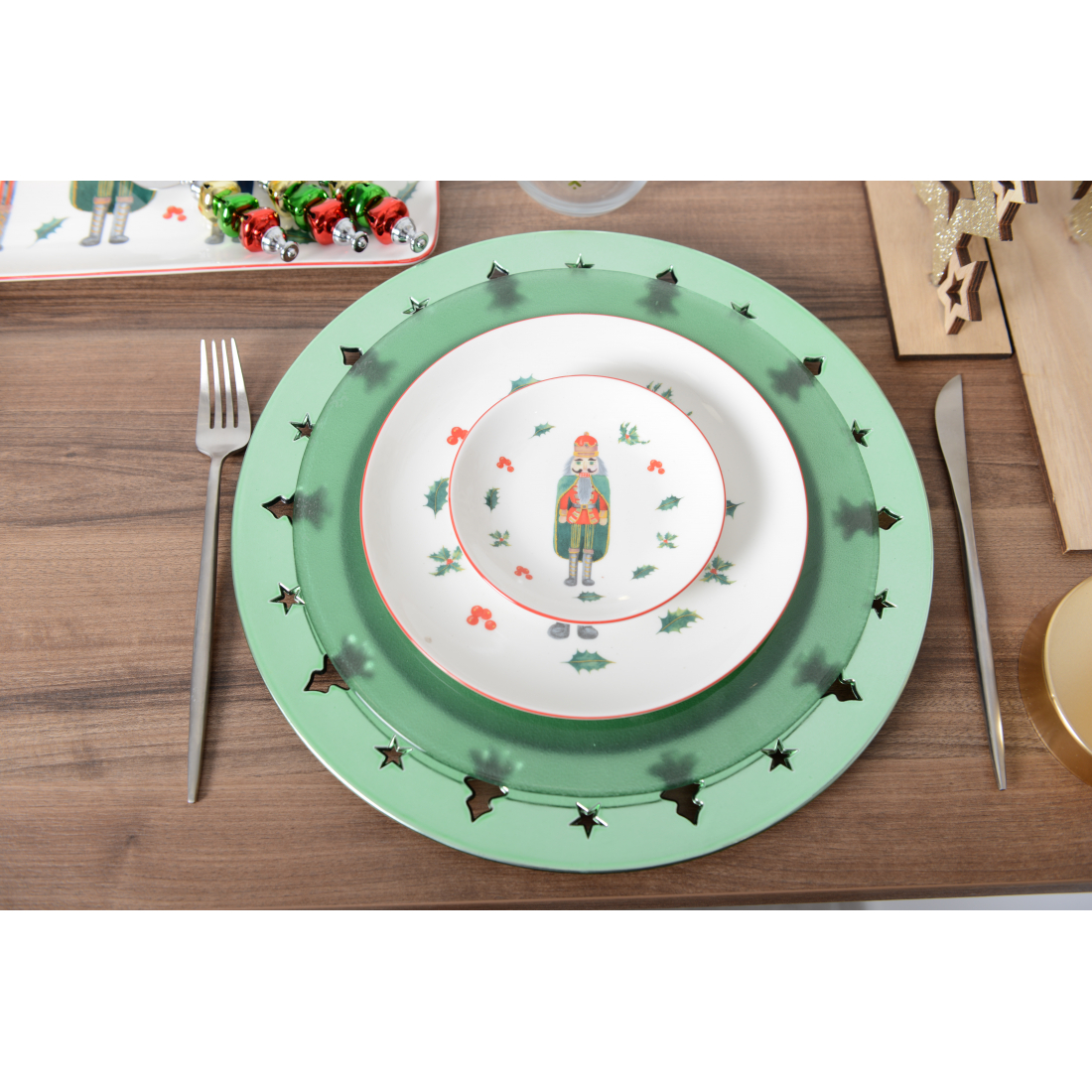 Shiny Green Coaster With Christmastree Decor