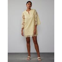 New York & Company Robe à manches longues 'Floral Lace Shift' pour Femmes